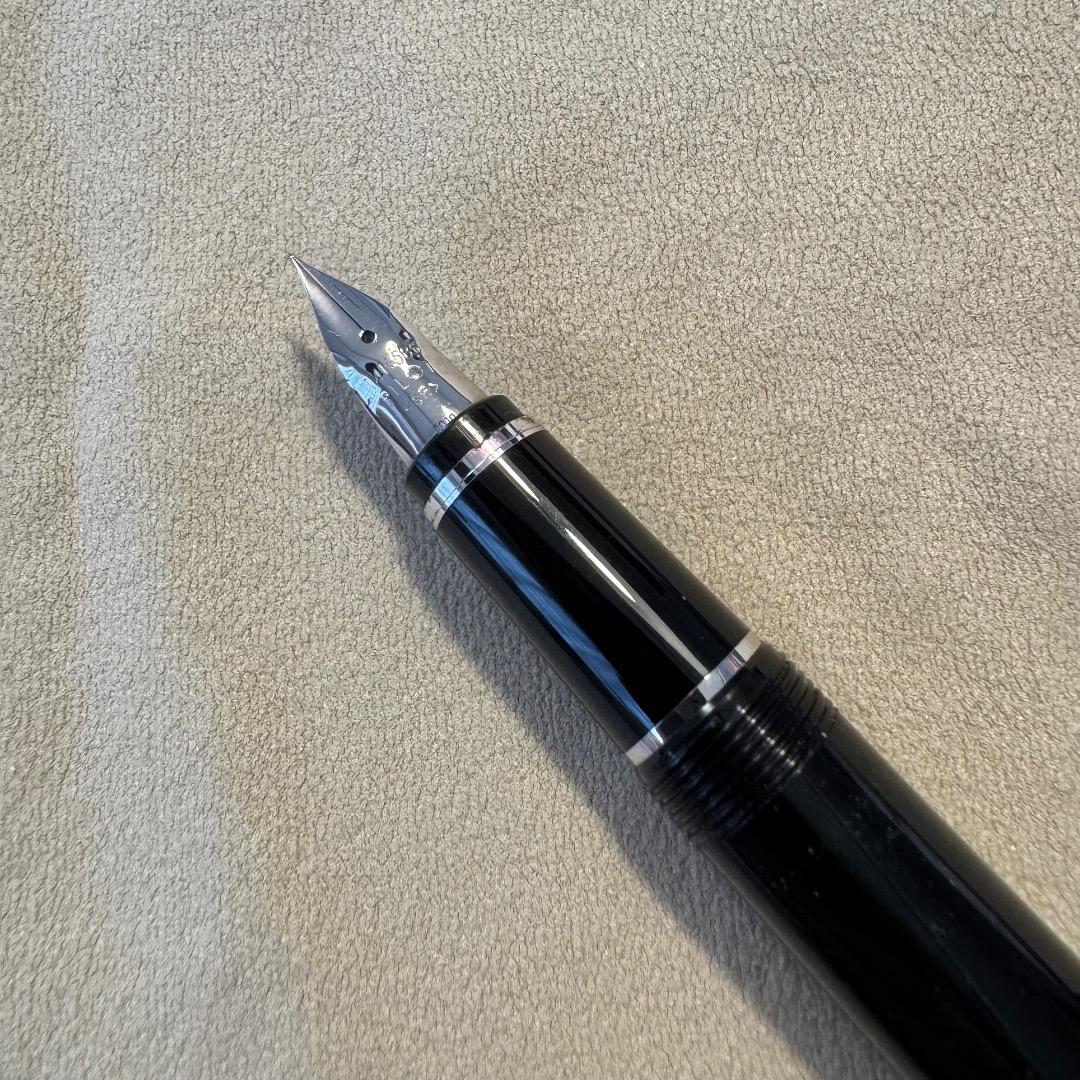 万年筆　パイロット　エラボー