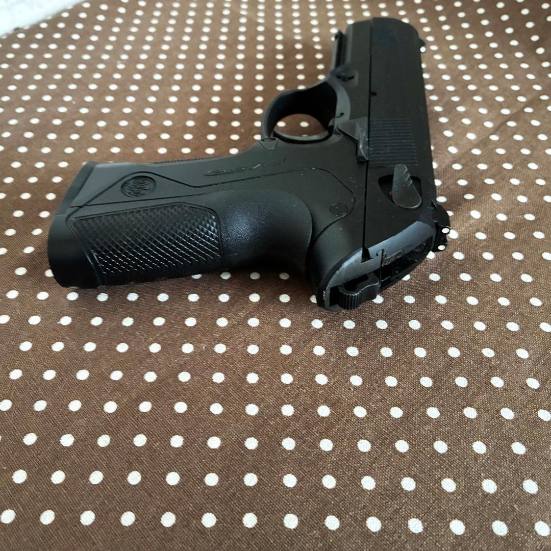 東京マルイ　ガスブローバック　PX4　エアガン　ガス漏れなし　中古品