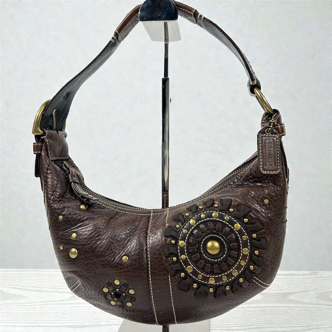バッグ Coach Mia Studded Hobo Shoulder Bag
