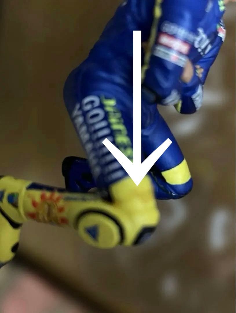 ミニチャンプス 1/12スケール バレンティーノ・ロッシ フィギュア