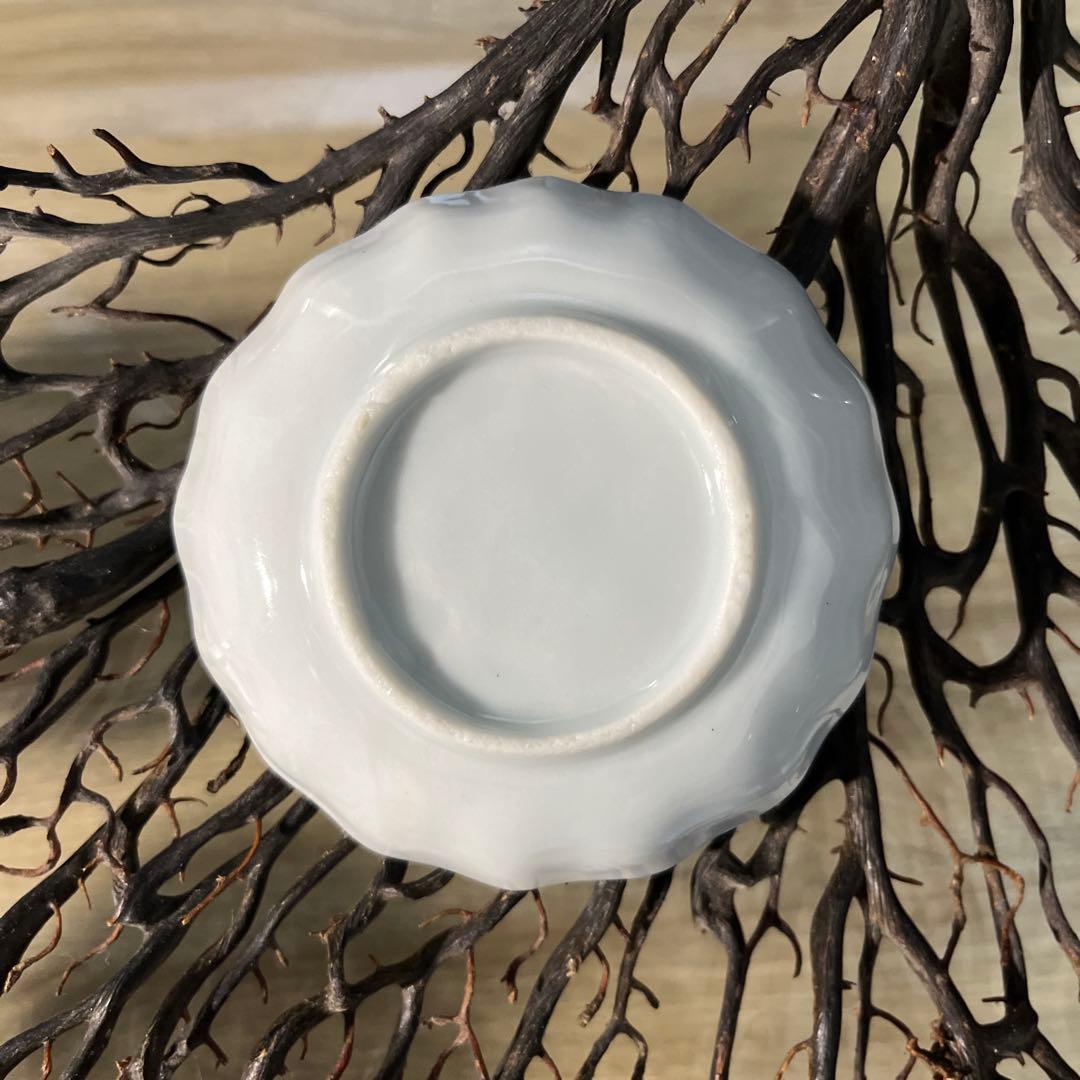 骨董　古伊万里　瀬戸　白磁　染付　波フチ　希少　陽刻　めで鯛　手塩皿　豆皿　３客