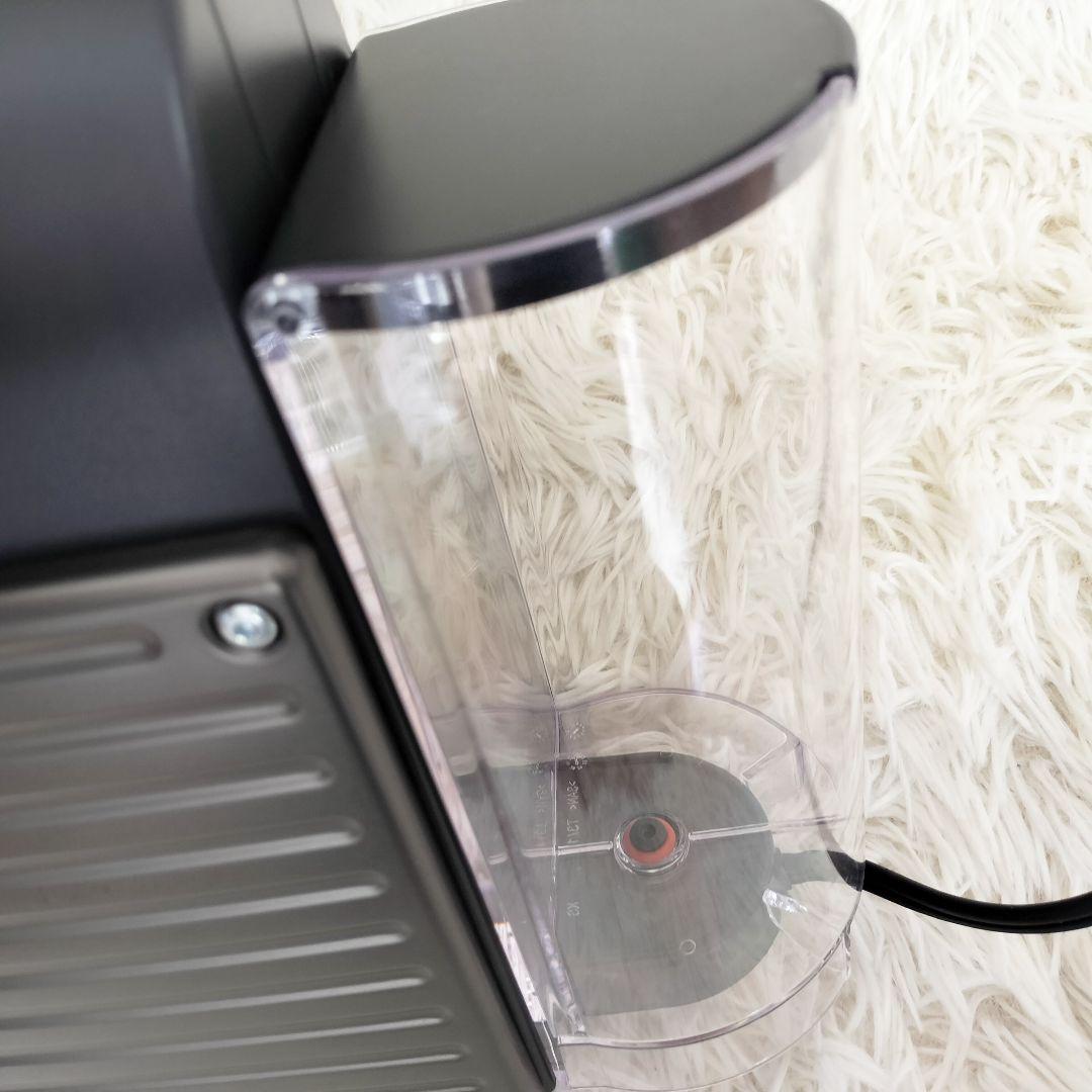 Nespresso カプセル式コーヒーメーカー PIXIE II C61 チタン