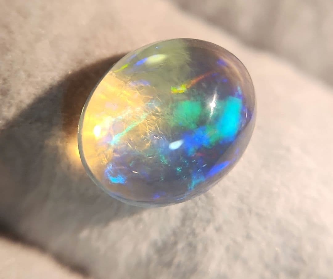 天然ウォーターオパール 1.577ct