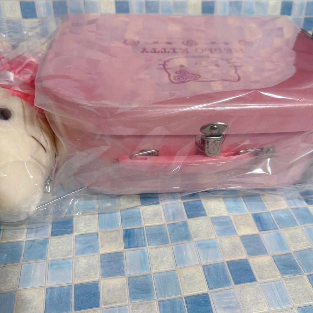 サンリオ　ハローキティ　レトロ　バラドレス　ぬいぐるみ　ケース付き　2001年製