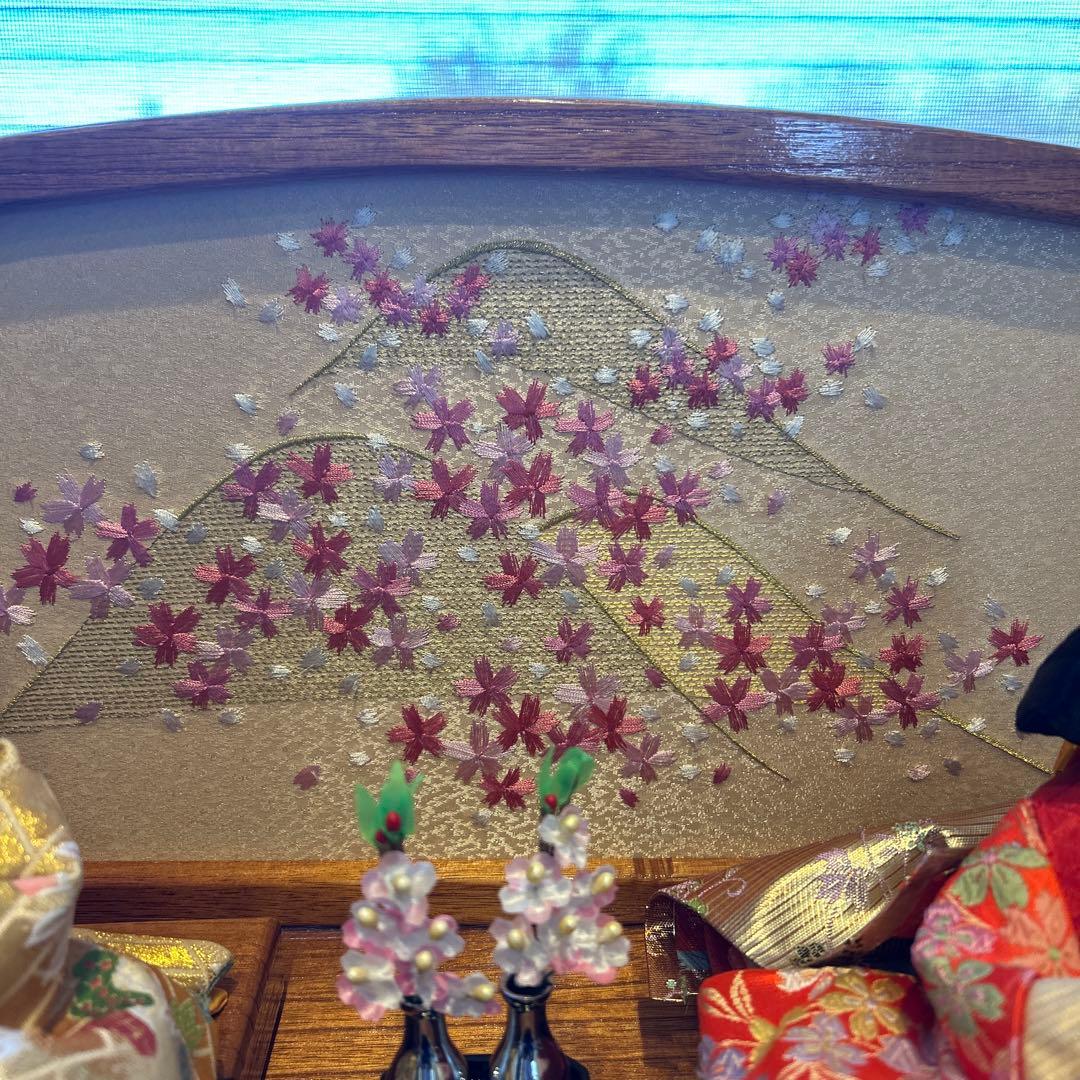 【まろん】 雛人形三段飾り一式　名入れオルゴール　お供え台 説明書付き