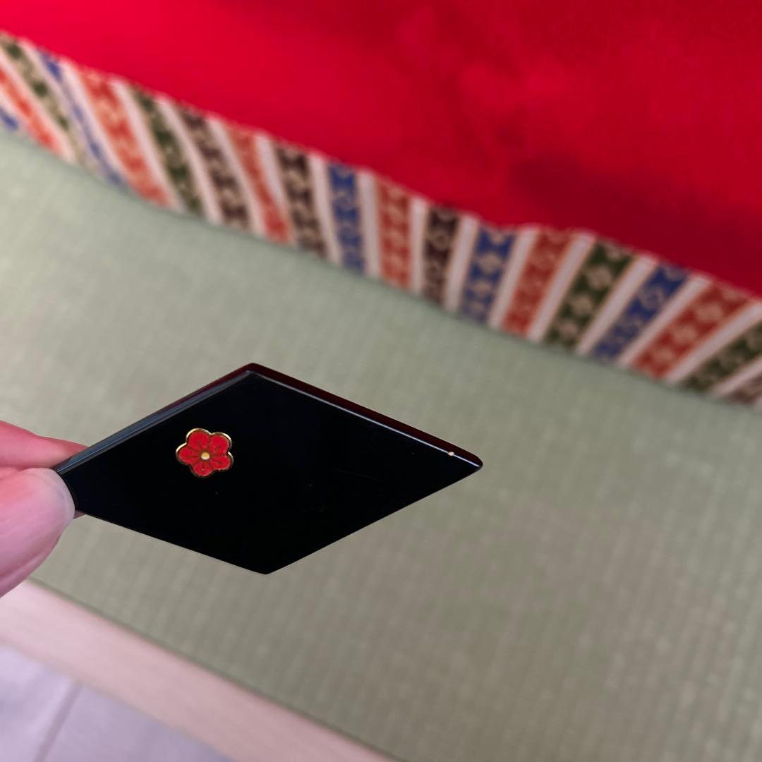 【まろん】 雛人形三段飾り一式　名入れオルゴール　お供え台 説明書付き