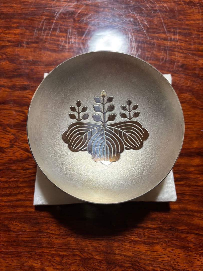 銀杯　銀盃　木製箱　内閣総理大臣