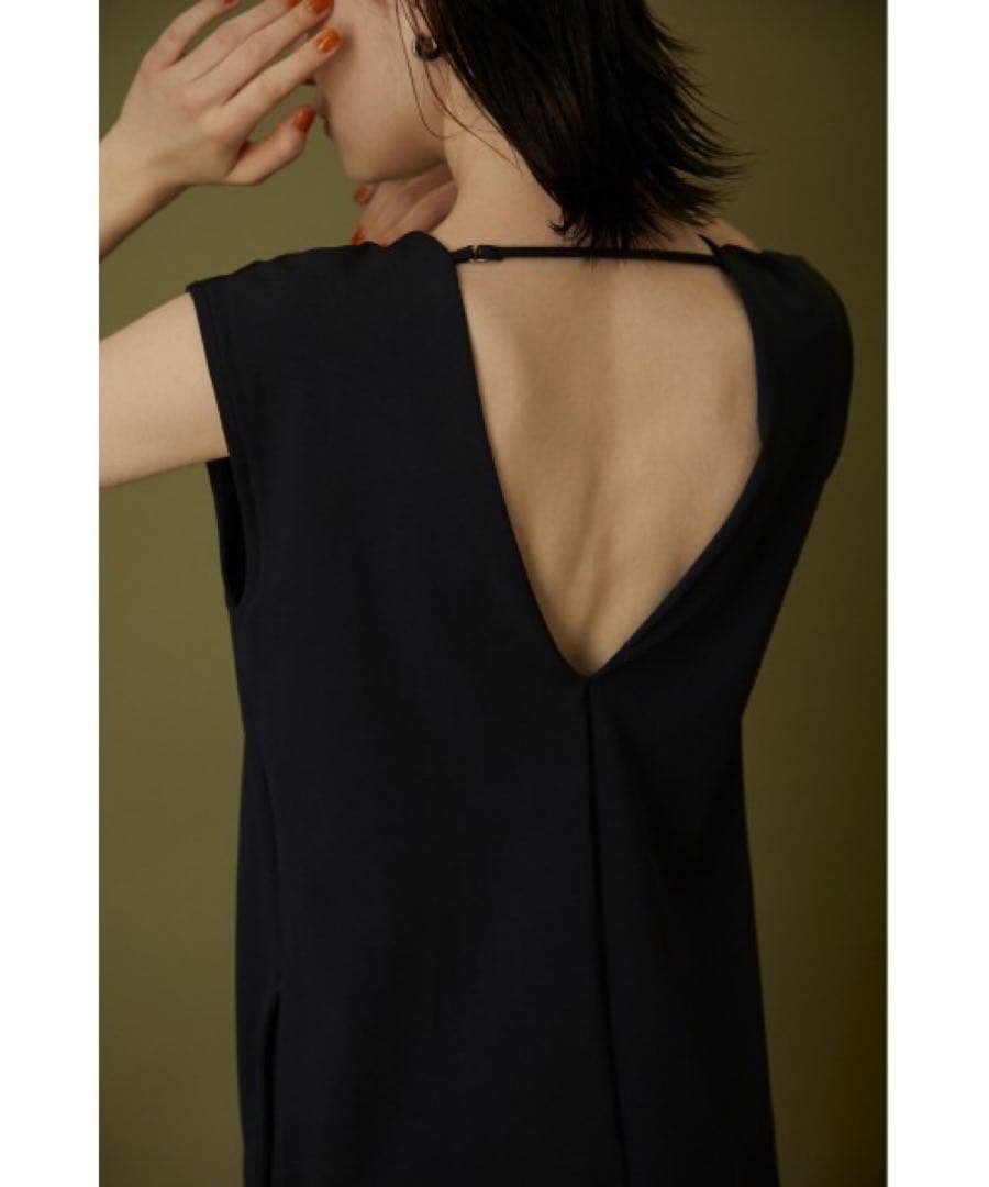 新品タグ付き RIM.ARK / V neck short all in one