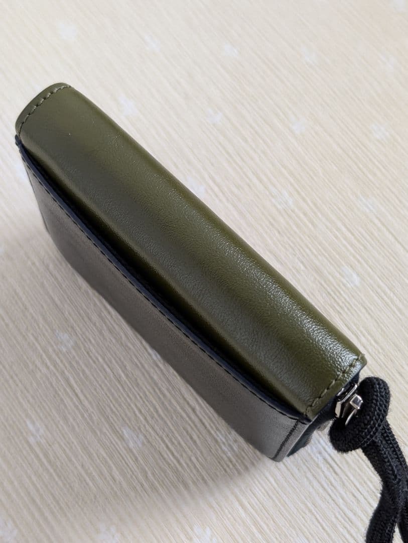 ☆値下げ☆【MARNI】カーフレザー ケース バイカラーラウンドウォレット