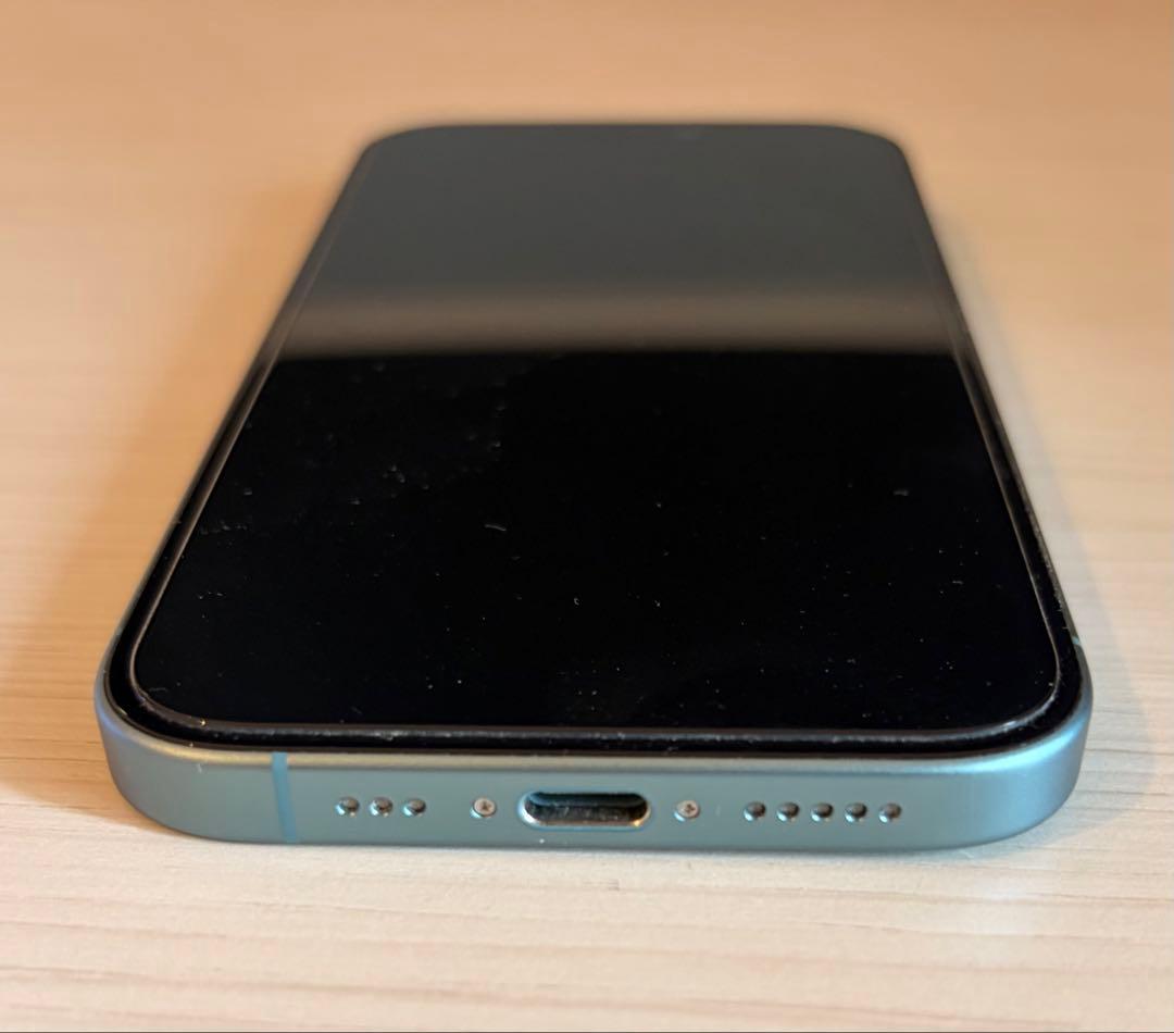 こ*じ様 iPhone 16 128GBティール（グリーン）バッテリー容量100