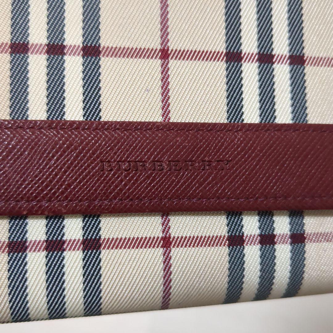 Burberry　バーバリー　折り財布　ノバチェック　ボルドー　ワインレッド　赤