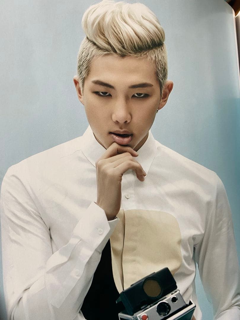 【BTS全員直筆サイン入り】AJ x THE STAR Vol.1