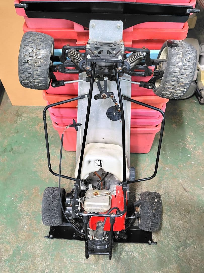 【ジャンク品 部品取り KYOSHO Robin ガソリンRCバギー】