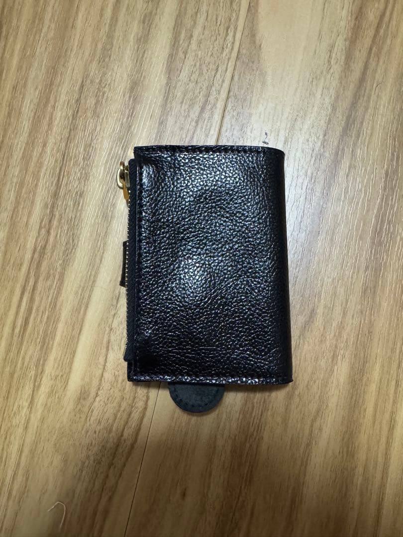 が*じ様 IL BISONTE イルビゾンテ キーケースパース 財布