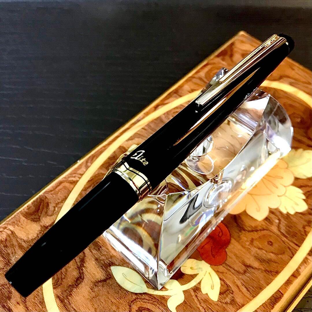 ☆最極上美品☆美しいパイロットエリート万年筆(Ｆ)☆超お勧め品