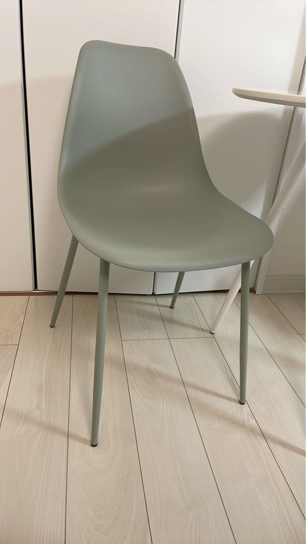 【週末限定セール】ロウヤ　円形ホワイトテーブルチェア３セット