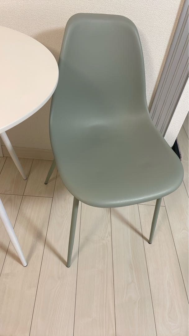 【週末限定セール】ロウヤ　円形ホワイトテーブルチェア３セット