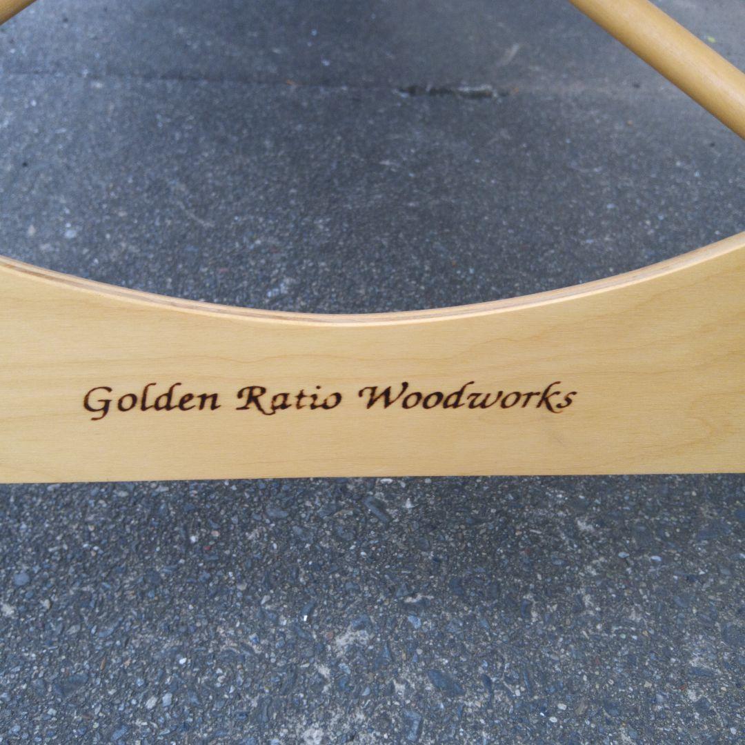 青い折りたたみベッド