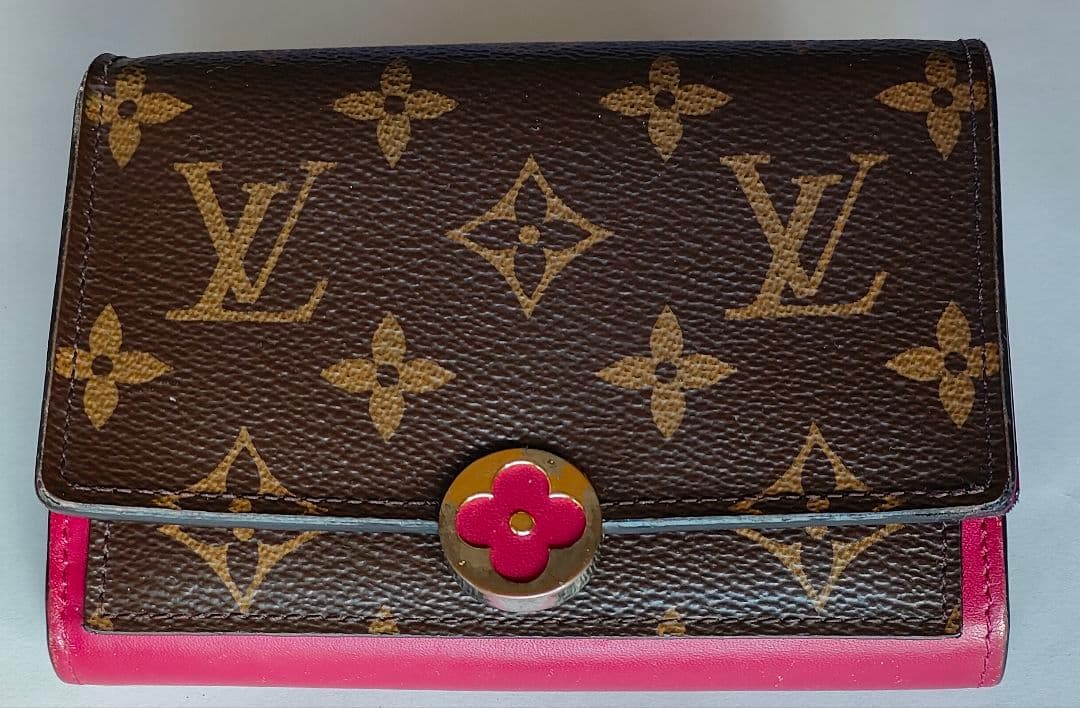 ルイヴィトン ポルトフォイユフロール コンパクト モノグラム 折り財布