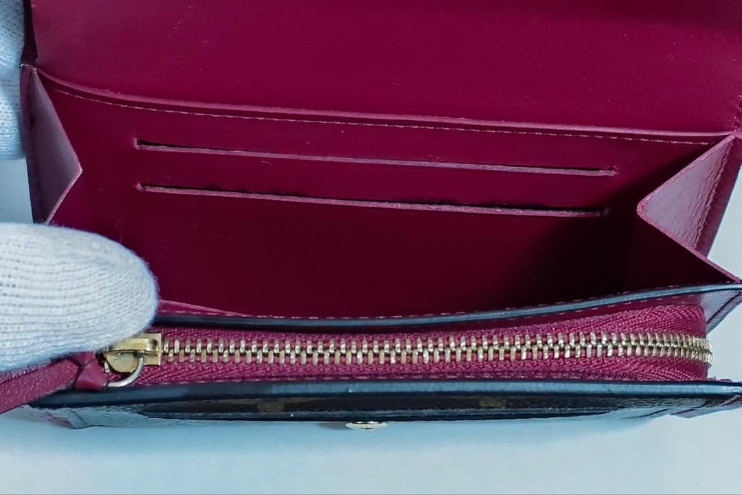 ルイヴィトン ポルトフォイユフロール コンパクト モノグラム 折り財布