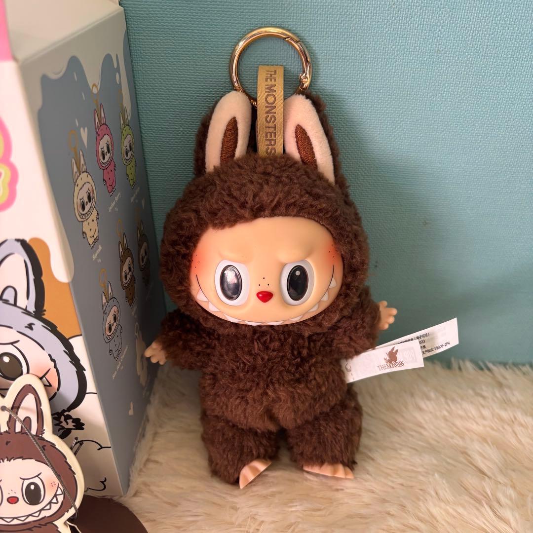 POP MART ラブブぬいぐるみ　シークレット2体