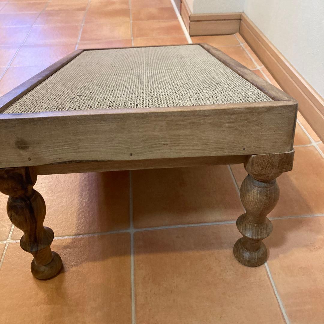 オルネコ　クルミの木の爪とぎ