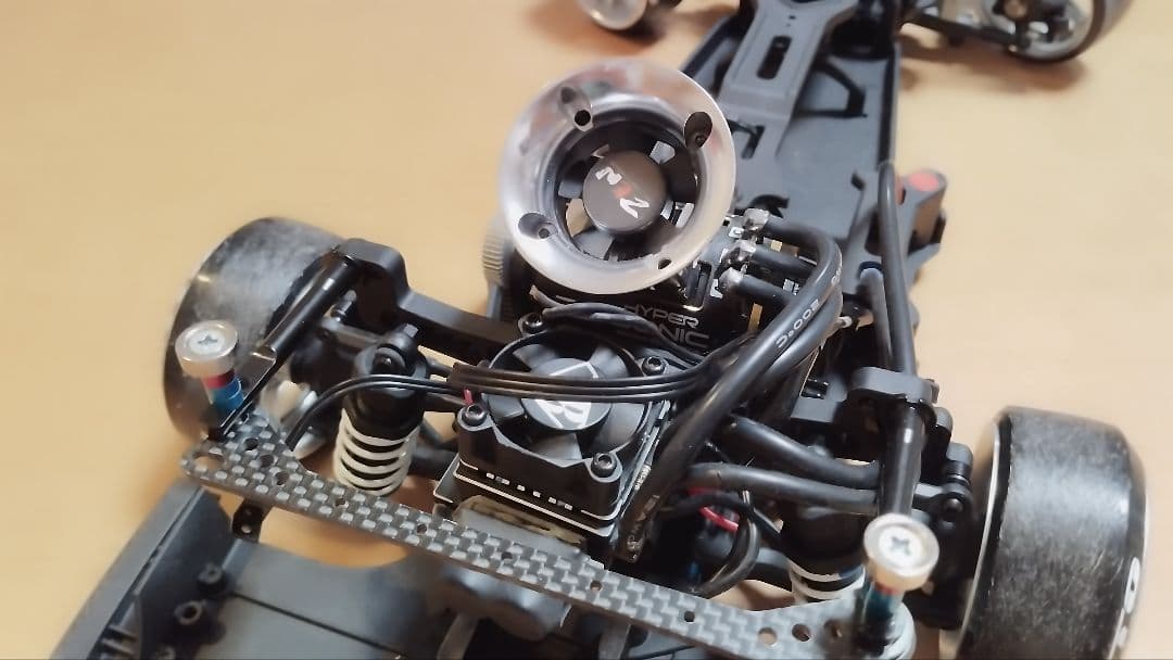 1月中限定価格　ヨコモ　YD-2ZS 　パンデムスープラボディ付き