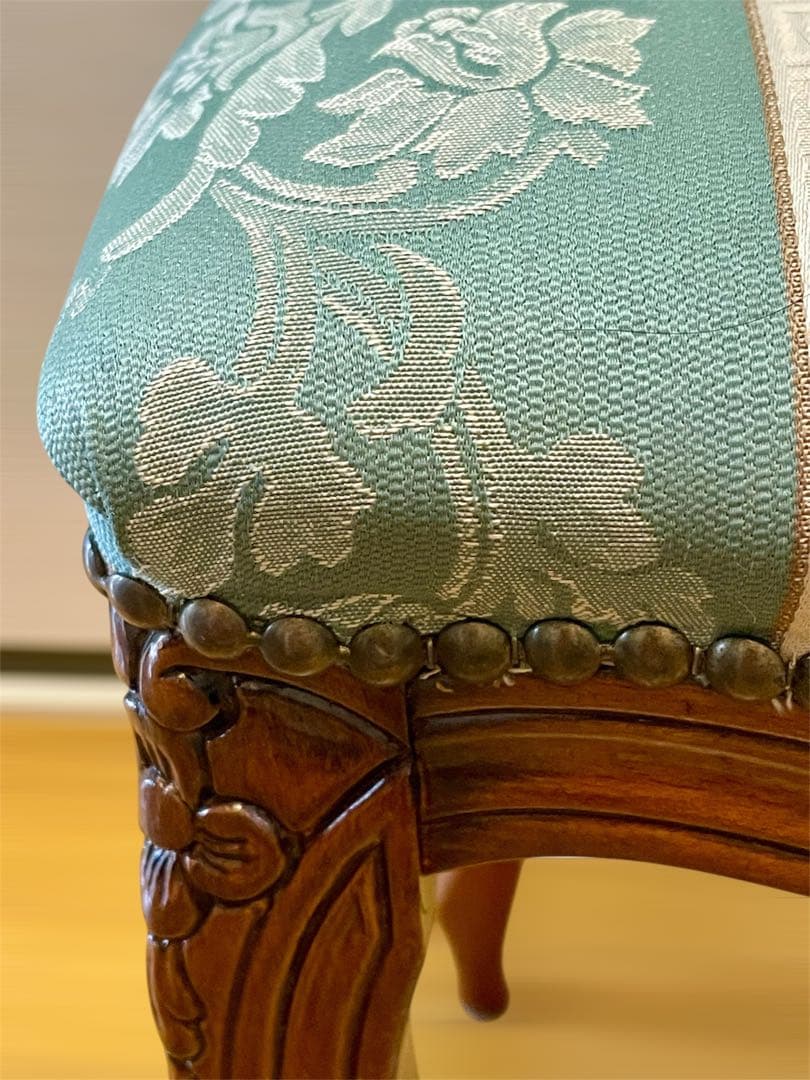 イタリア製 猫足スツール クラッシックデザイン 布貼