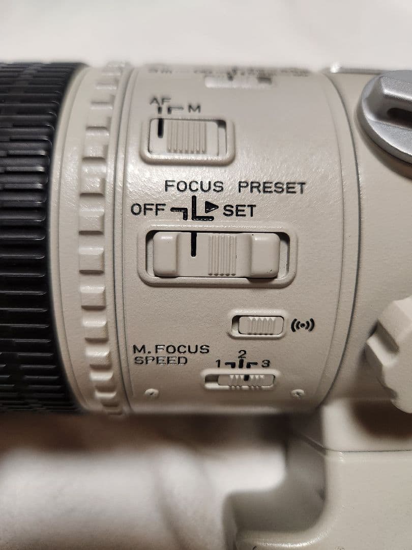 Canon EF 300mm f/2.8L USM 純正エクステンダー1.4XⅡ