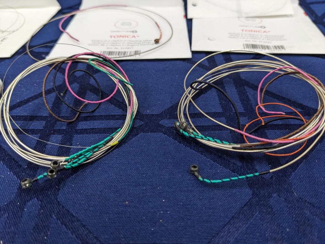 バイオリン弦　約17本　エバピラ、ドミナント、トニカなど