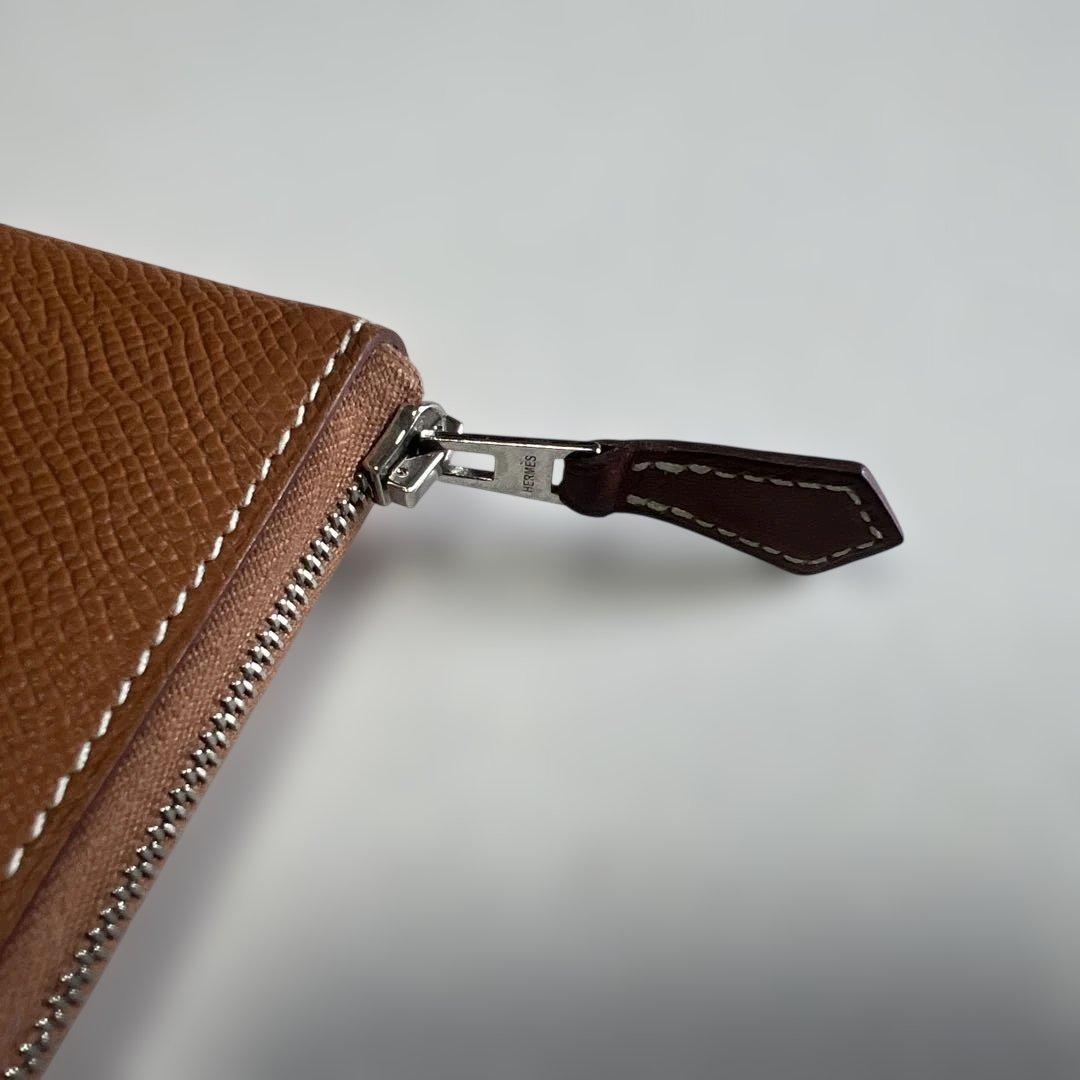 HERMÈS シルクインコンパクト 二つ折り財布