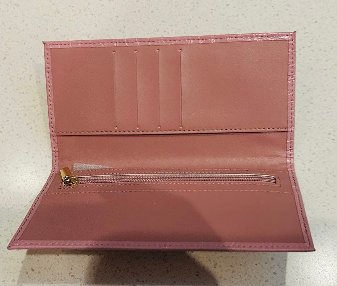 メ*6様 [皇居東御苑限定] クロコダイル　牛革型押し長財布 ピンク　新品未使用