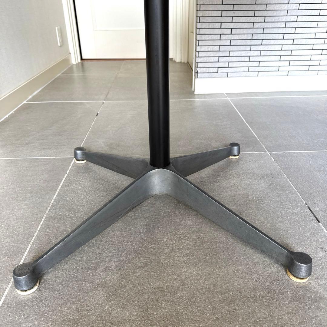 むうハーマンミラー コントラクトベーステーブル 天板直径90cm