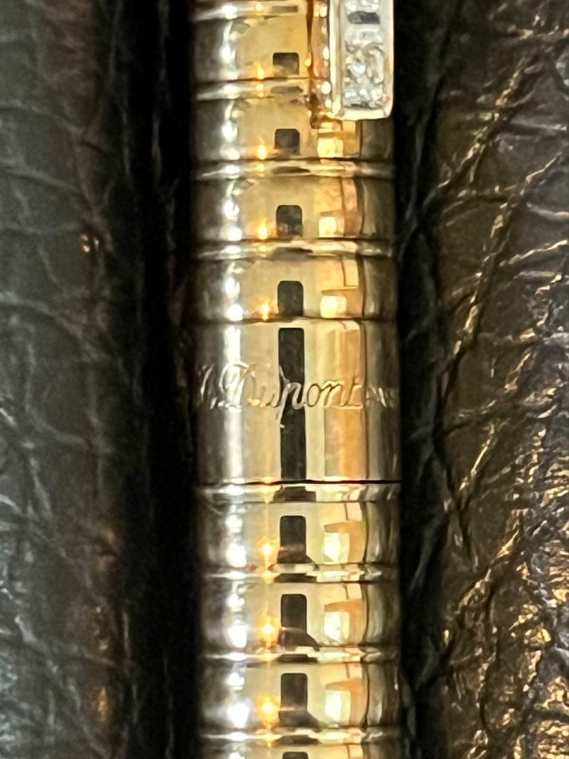 エステーデュポンS.T.DUPONT ボールペン 特注:宝石ダイヤ、ルビー装飾