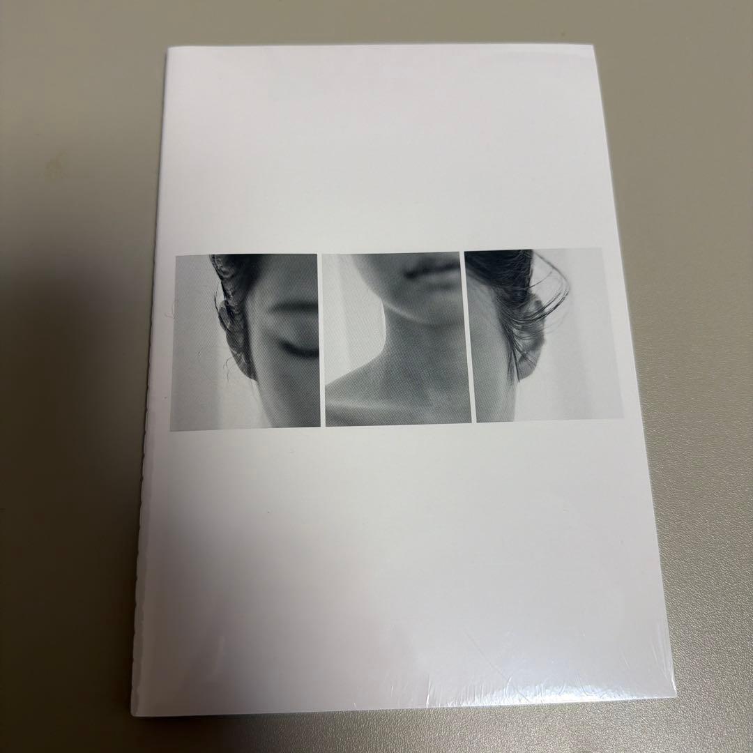 JENNIE J2NNI5 popup 代官山 蔦屋　ミニフォトブック