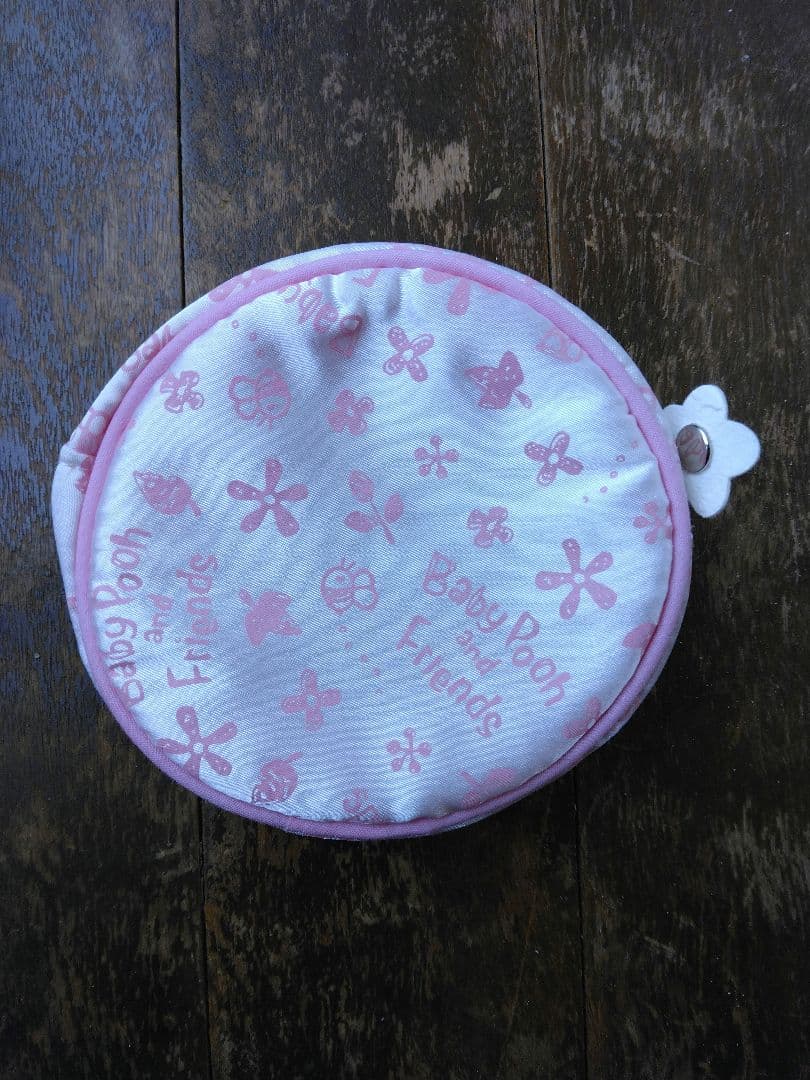 ピンクのポーチ　可愛い