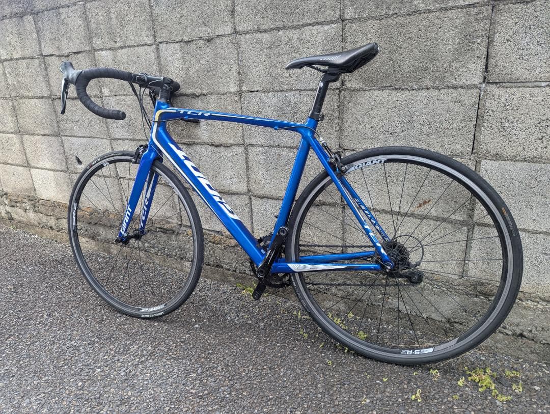 z*0様 300円スタート売切り！GIANT TCR　SORA 2✕9速 Mサイ