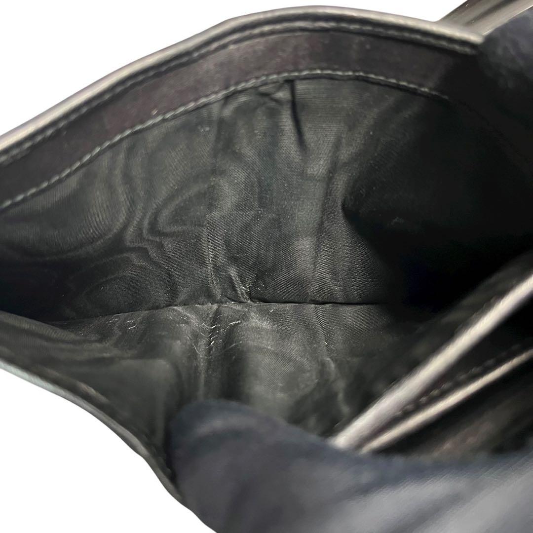 人気✨　ミュウミュウ　三つ折り財布　マテラッセ　L字ファスナー　ブラック　レザー