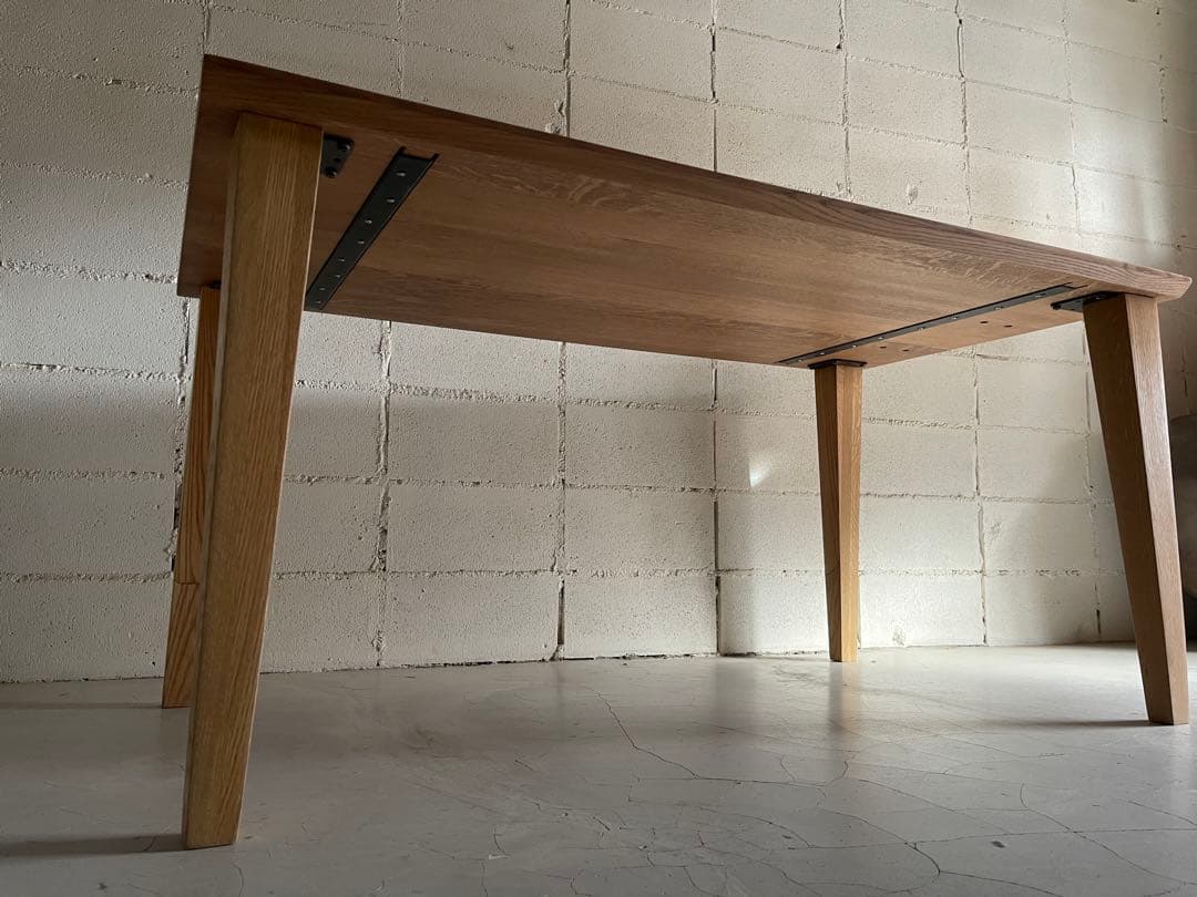 美品　大塚家具　天然木オーク材無垢　ダイニングテーブル　テーパー角脚　W1500