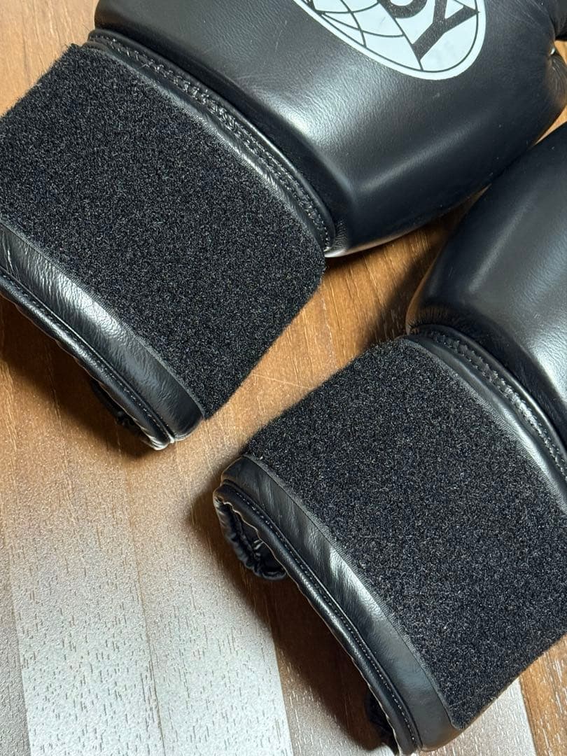 Windy ボクシンググローブ 黒 16oz 16オンス