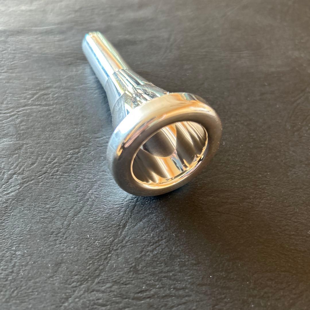 ブラスモモ／太管ユーフォニアム用マウスピース／佐藤釆香シグネチャーモデル