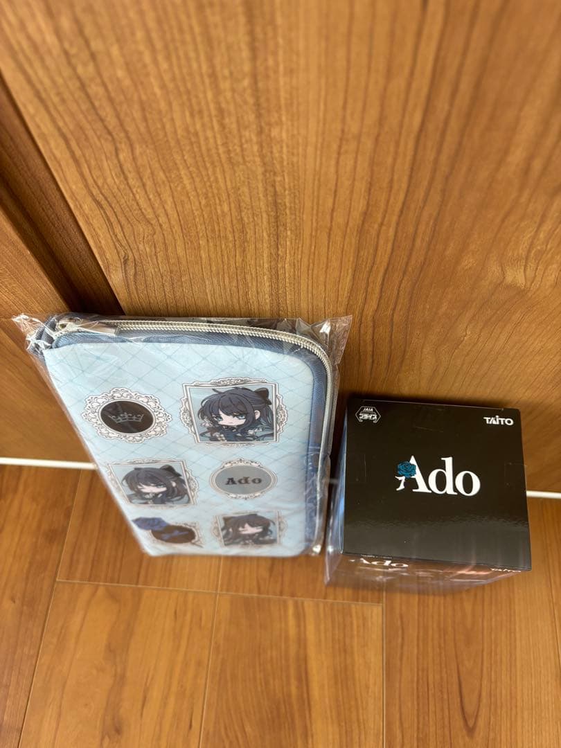 【新品未開封】Ado ラウンドワン限定 フィギュア+ペンライトケース セット