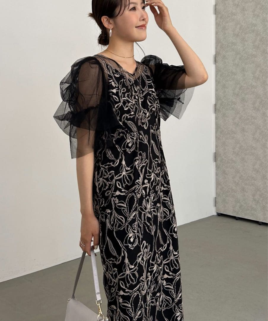 Dorry Doll フラッフィースリーブペンシルドレス　ブラック