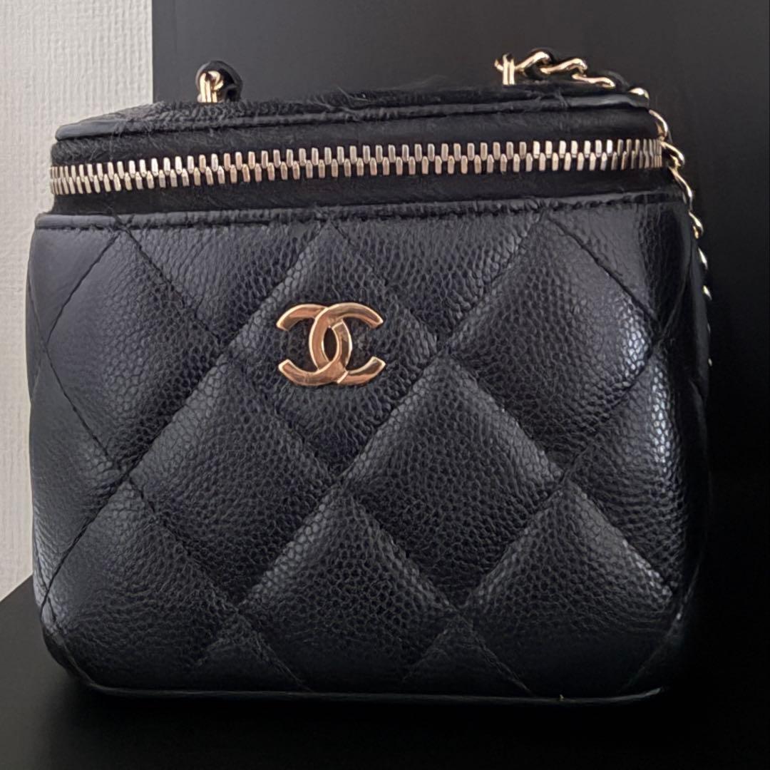 シャネル マトラッセ キャビアスキン チェーンショルダーバッグ バニティ