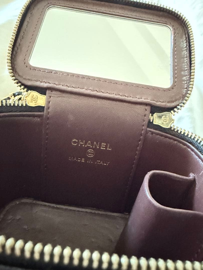 シャネル マトラッセ キャビアスキン チェーンショルダーバッグ バニティ