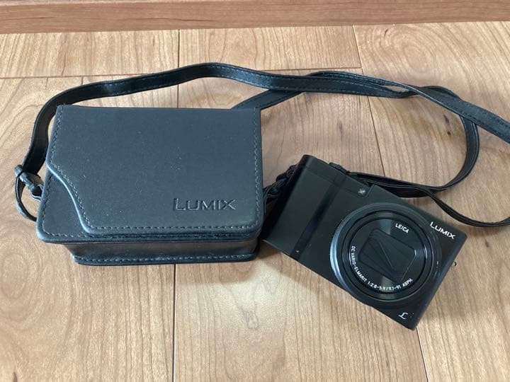 【値下げ】海外モデル　パナソニック　LUMIX デジカメ　黒
