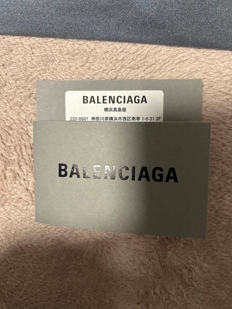 【りこ】BALENCIAGA ベージュ 二つ折り財布