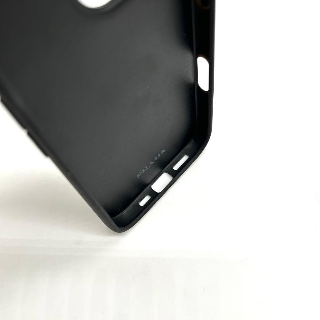 PRADA iPhone15pro ケース サフィアーノ 三角ロゴ グリーン
