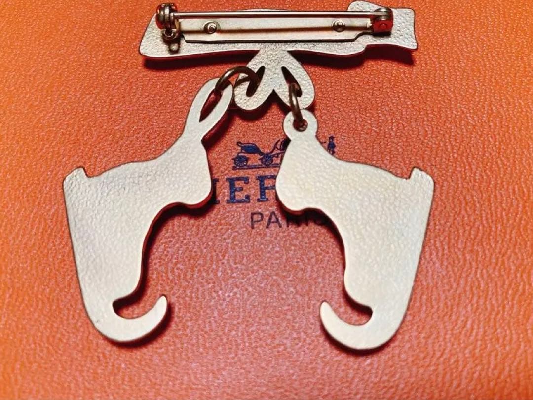 【未使用品】Hermes　エルメス　スケートシューズモチーフ　ブローチ