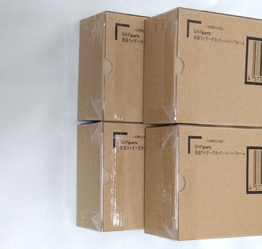 S.H.フィギュアーツ 真骨彫製法 仮面ライダーガタック ハイパーフォーム　４個